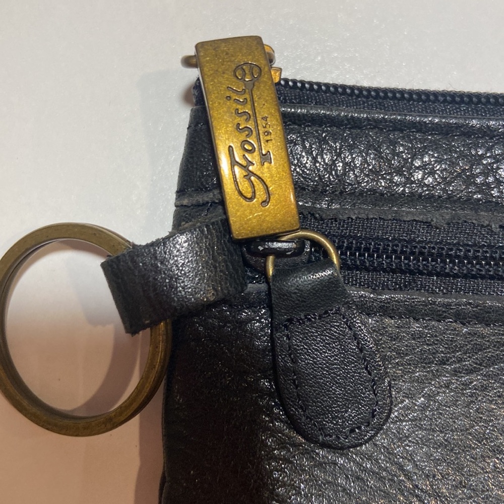 Fossil black keychain coin purse genuine black leather EUC soft - Picture 5 of 5